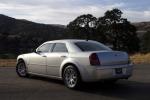 Chrysler 300C 2005 года